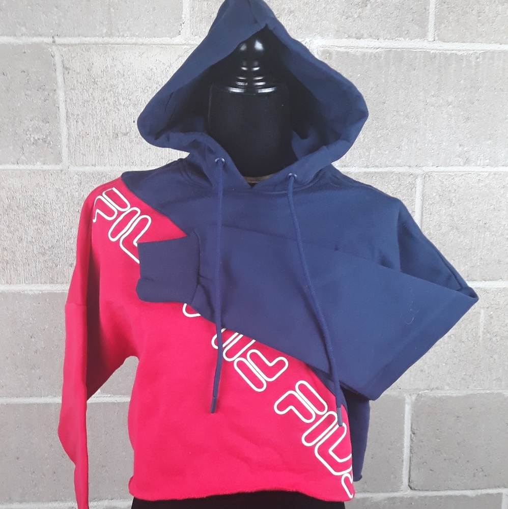 Women's Fila Crop Hoodie - Picture 6 of 7